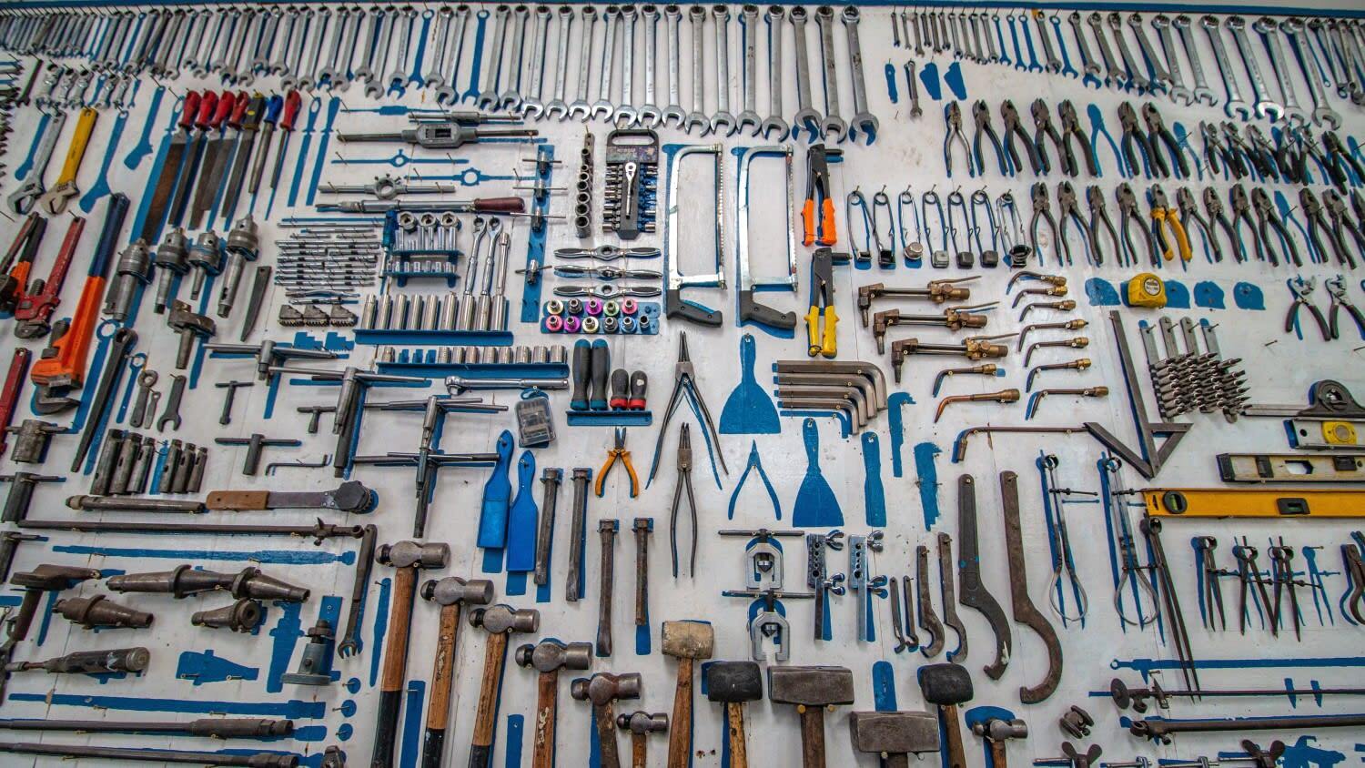 31 Essential JavaScript Tools for Productive Developers